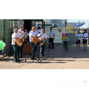 Смоленские таможенники поздравили детей с началом нового учебного года