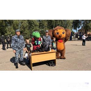 Смоленские таможенники поздравили детей с началом нового учебного года