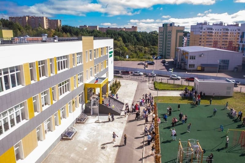 В Смоленске открылась новая школа в микрорайоне Королёвка