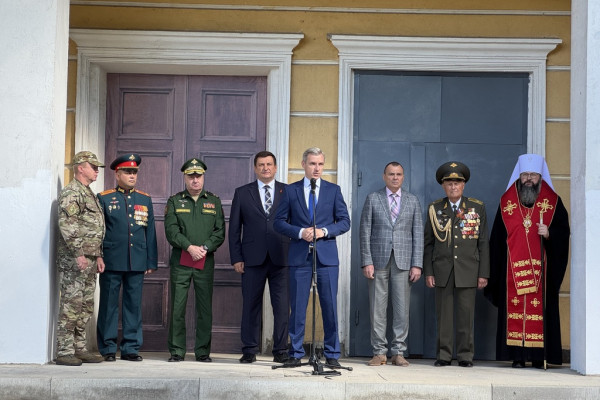 В Смоленске открылся Сквер памяти воинов СВО