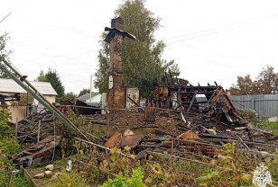 90-летняя пенсионерка погибла в пожаре в Гагаринском округе