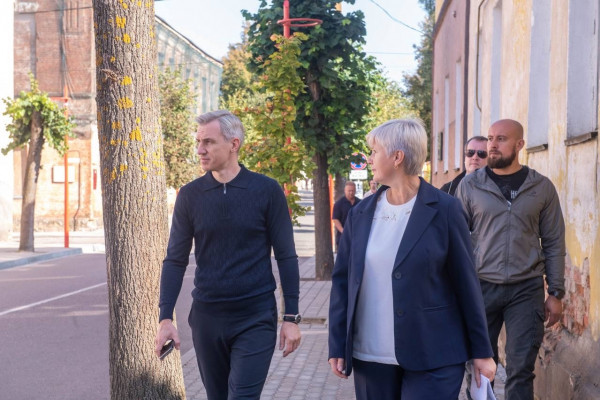 Василий Анохин оценил результаты благоустройства в Велиже