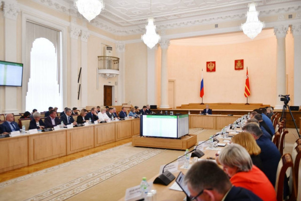 Василий Анохин сообщил, что работы по проектированию смоленского стадиона «Спартак» начнутся этой осенью