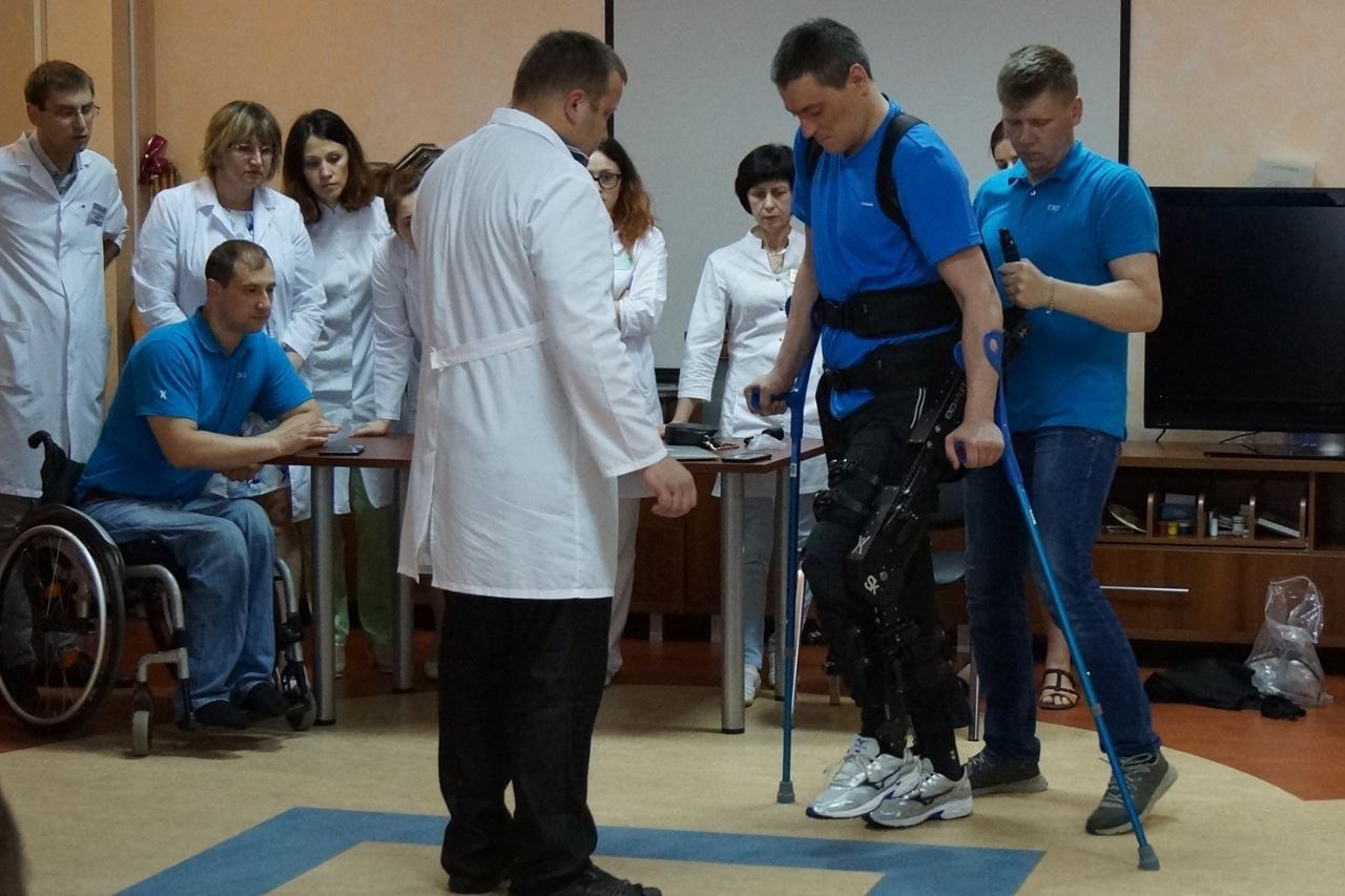 От поддержки на фронте – к заботе дома