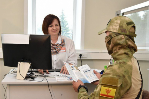 Возможности для трудоустройства и переобучения участников СВО в Смоленской области