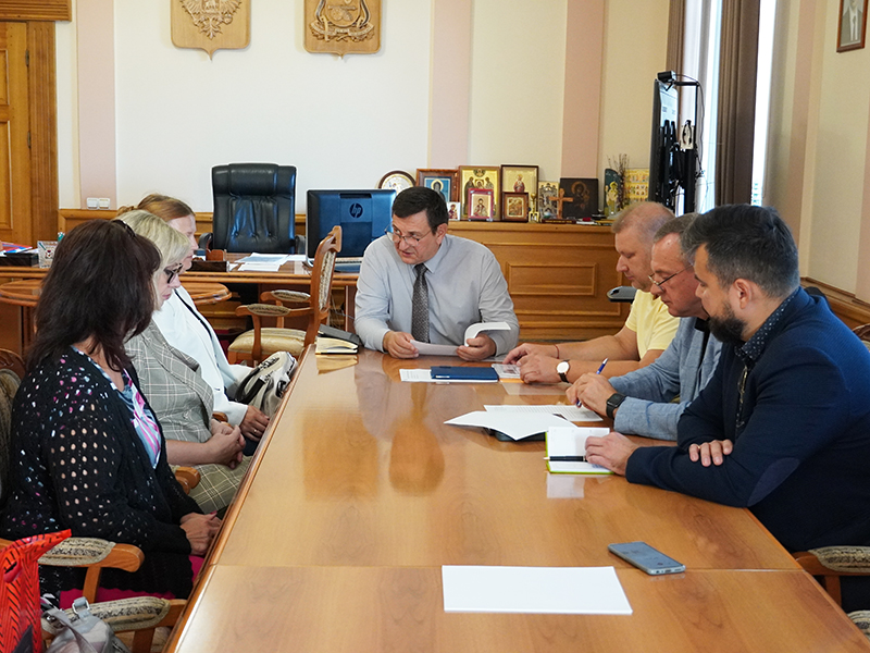 «Людям необходимо оказать помощь после нанесённого ущерба»: Игорь Ляхов взял под контроль ситуацию с затоплением смоленского дома