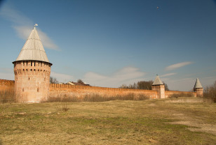 Анохин доложил президенту о масштабной реставрации Смоленской крепостной стены