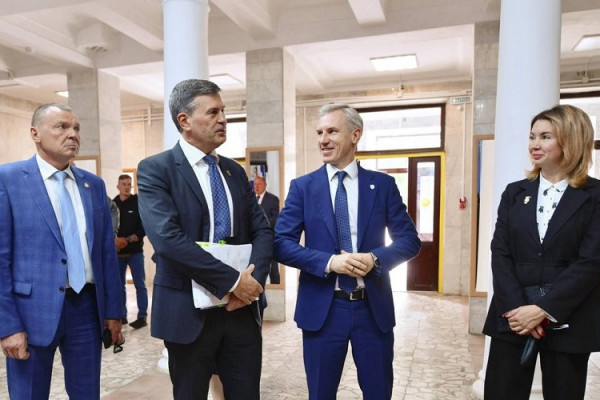 Василий Анохин встретился со студентами смоленского филиала РАНХиГС