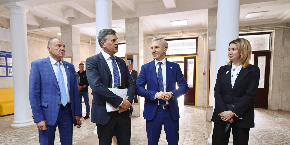 Василий Анохин встретился со студентами смоленского филиала РАНХиГС