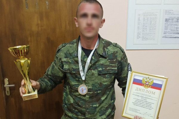 Сотрудник спецназа смоленского УФСИН признан одним из лучших в ЦФО