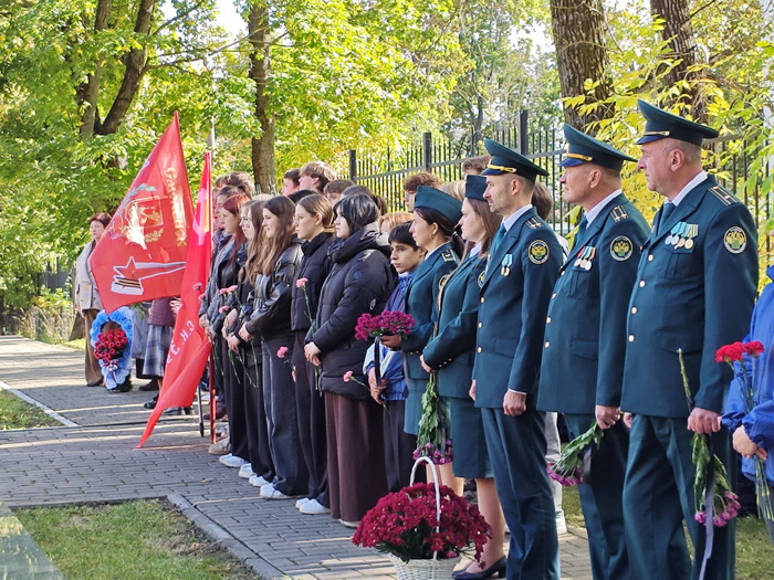 В День города смоленские таможенники приняли участие в торжественном митинге