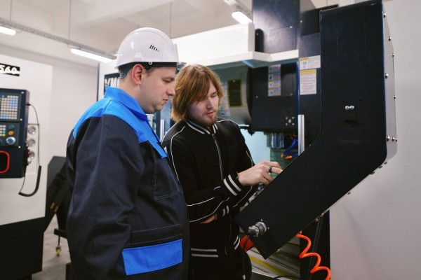 Машиностроители отмечают профессиональный праздник