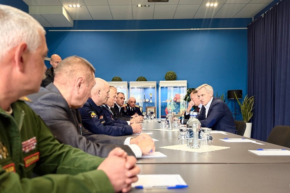 Василий Анохин встретился с участниками СВО и их близкими из Вяземского округа