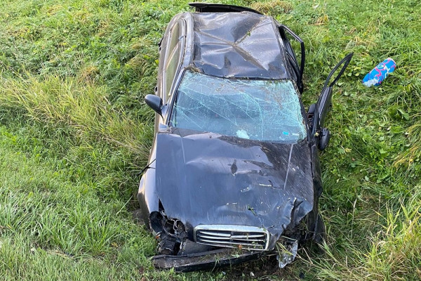 В Вяземском округе Hyundai Sonata вылетел с трассы М-1