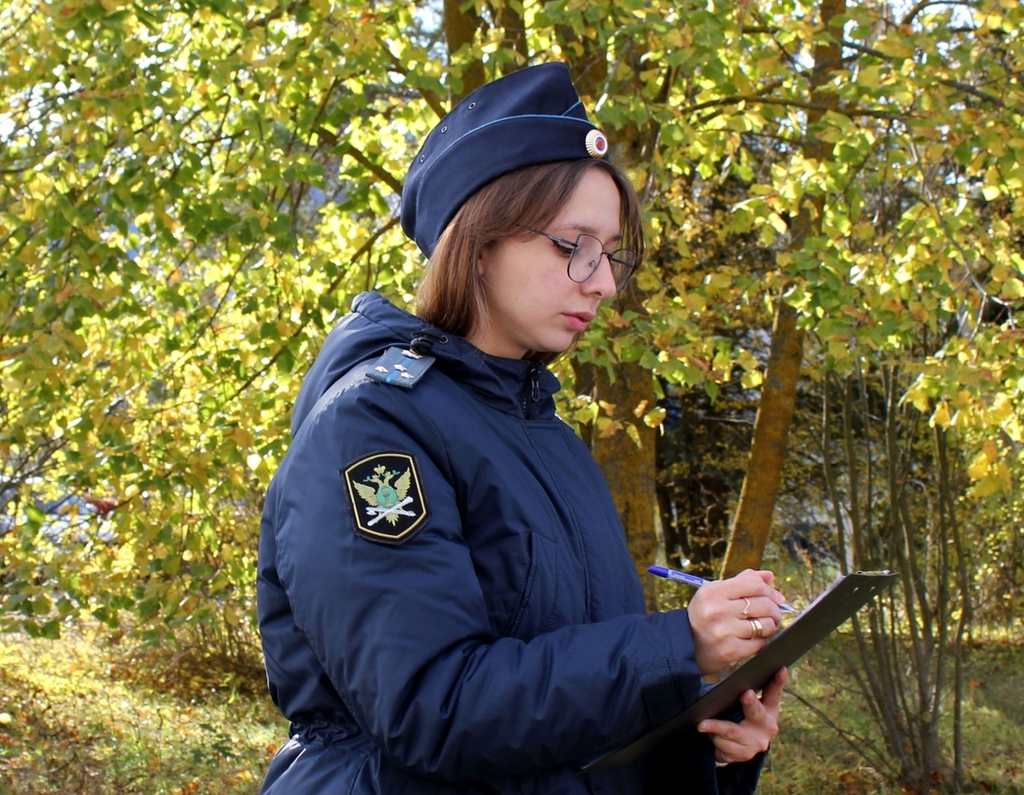 Трое смолян получили зарплату благодаря вмешательству судебных приставов