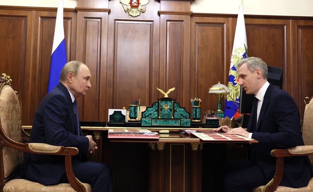 Губернатор Смоленской области поздравил с днём рождения Владимира Путина