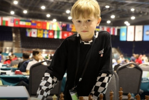 Смоленский шахматист взял «золото» на международном турнире в Казахстане