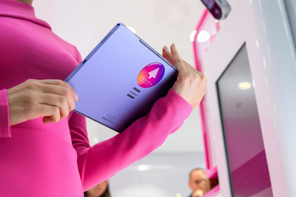 Сотрудники T2 будут работать на отечественных планшетах KVADRA_T на ОС «Аврора»