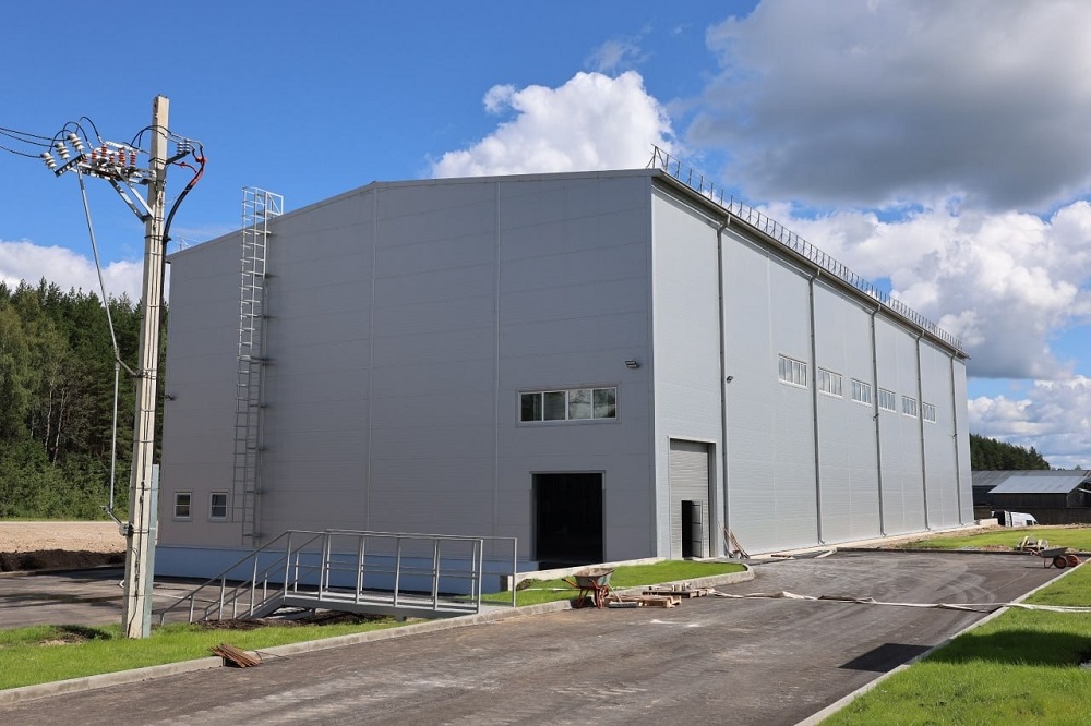 В Вяземском округе запустили завод по производству компаундов