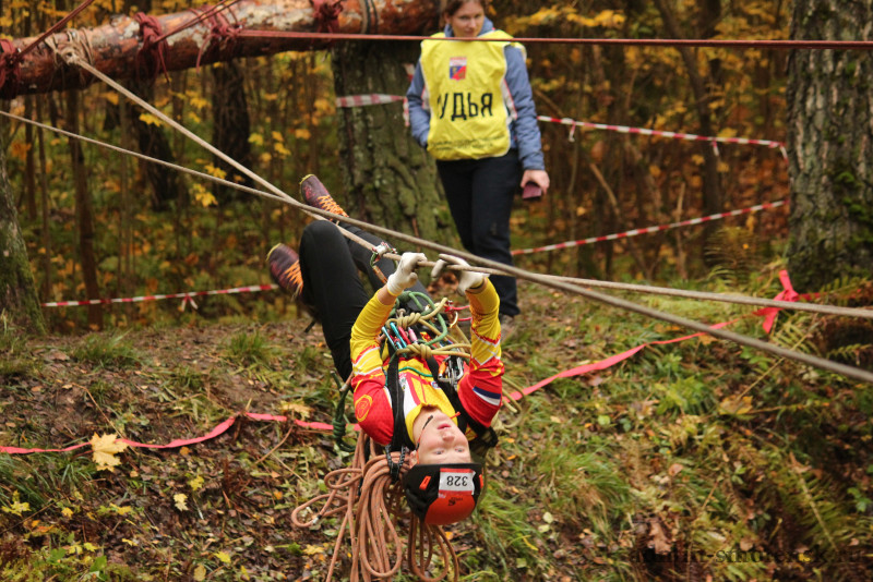 В Смоленской области прошли соревнования по спортивному туризму «Осенняя тропа»