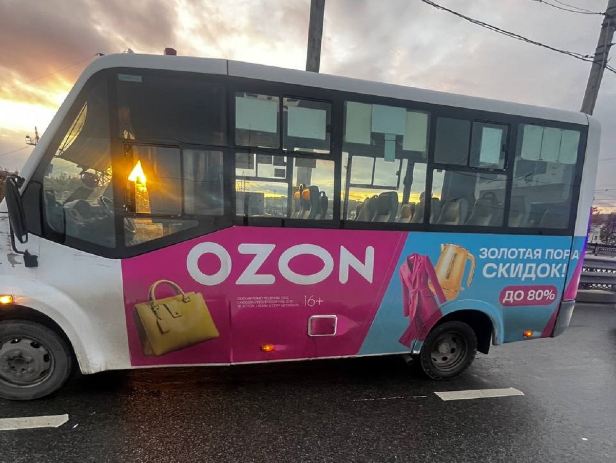 В Смоленске пассажирка пострадала при падении в маршрутке