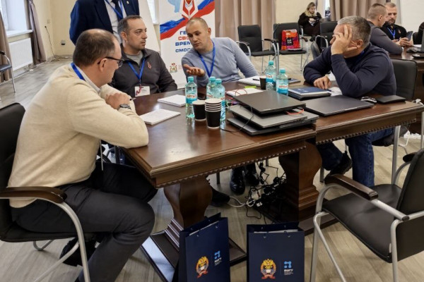 Участникам программы «Герои СВОего времени. Смоленск» рассказали о федеральном уровне публичной власти