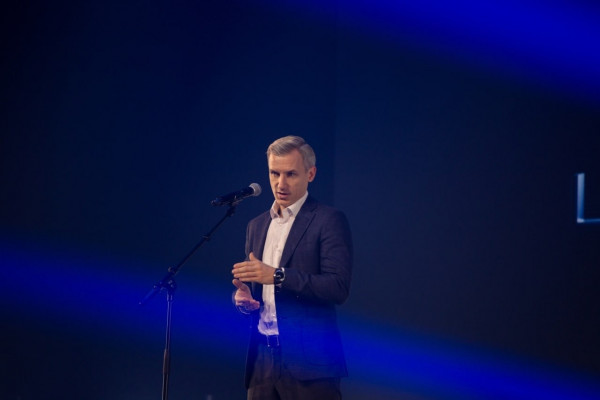 Василий Анохин принял участие в торжественном открытии ИТ-форума «Свой код» в Смоленске