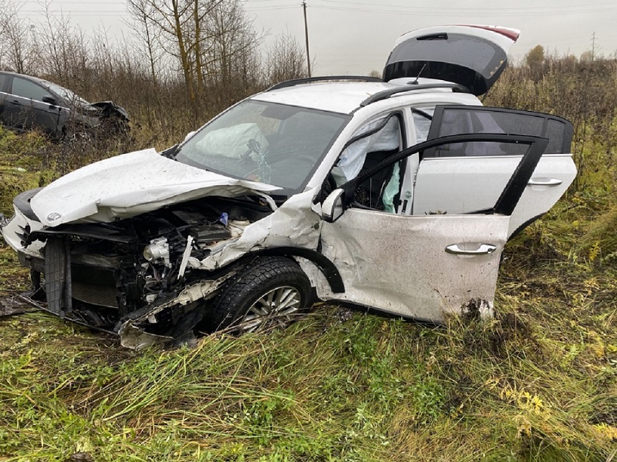 В Гагаринском округе столкнулись две иномарки