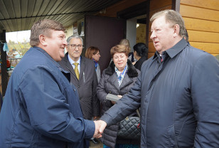 Смоленские фермеры и сельхозпроизводители рассказали о своём опыте депутатам агрокомитета Госдумы