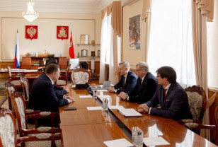 Василий Анохин обсудил вопросы сотрудничества с новым руководителем смоленского филиала компании «Росатом Энергосбыт»