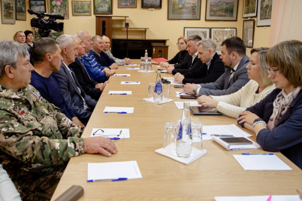 Василий Анохин: Поддержка бойцов СВО и их семей – приоритет Смоленщины