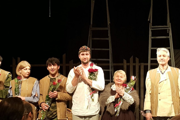 Товарищ Бунша не меняет профессию