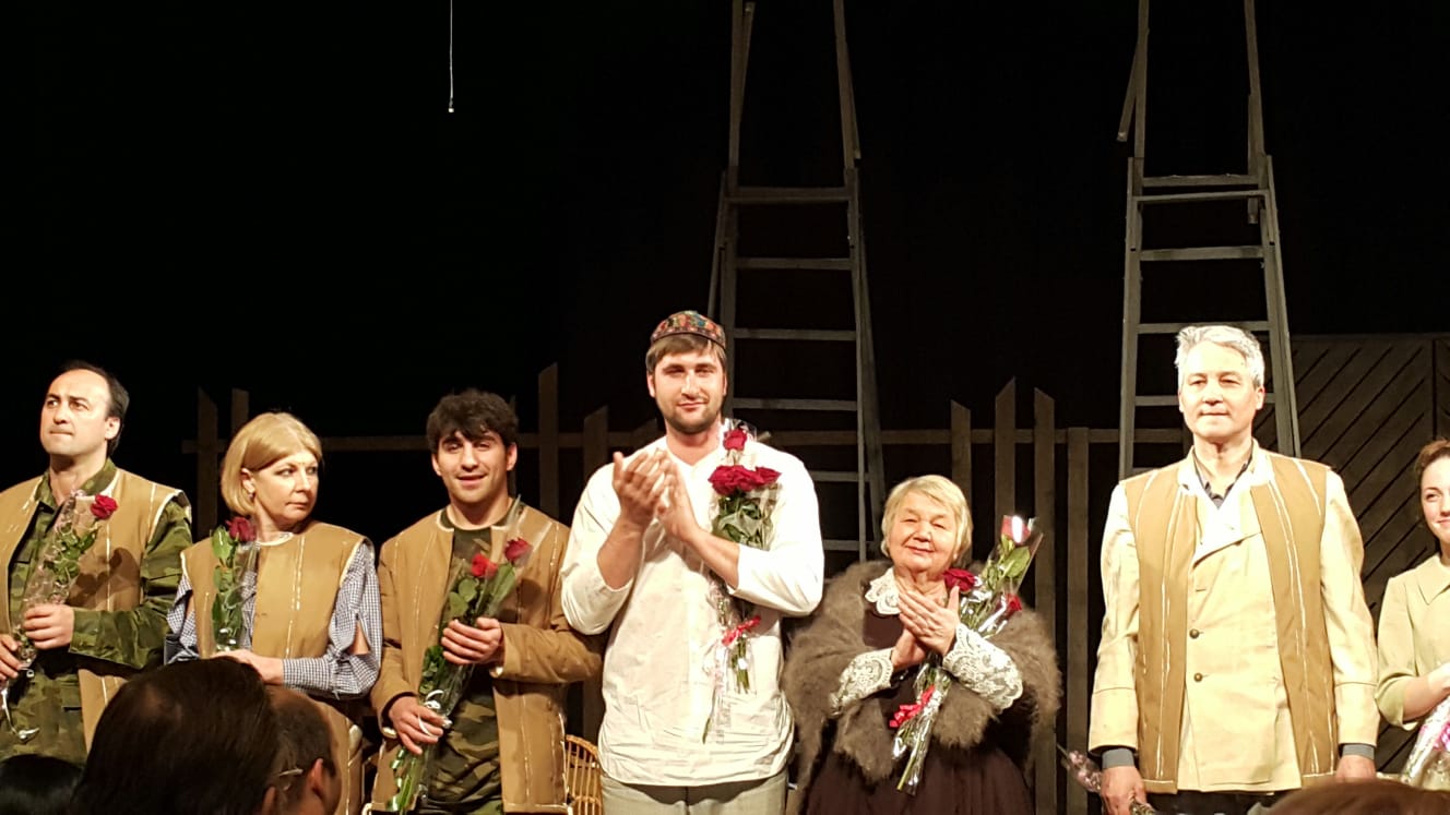 Товарищ Бунша не меняет профессию