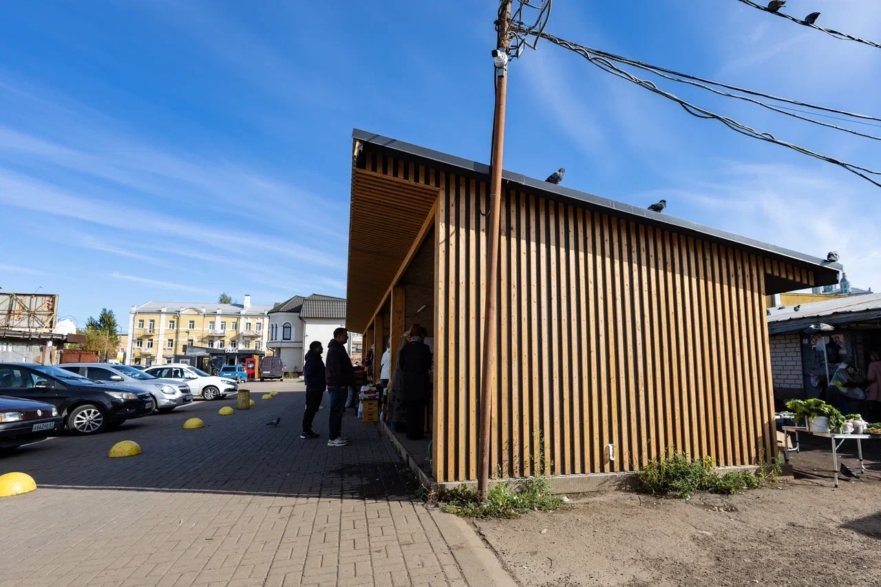 Александр Новиков рассказал о ходе работ по преобразованию Заднепровского рынка в Смоленске