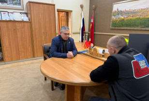 Александр Новиков встретился с депутатом Смоленского горсовета Романом Жолобовым