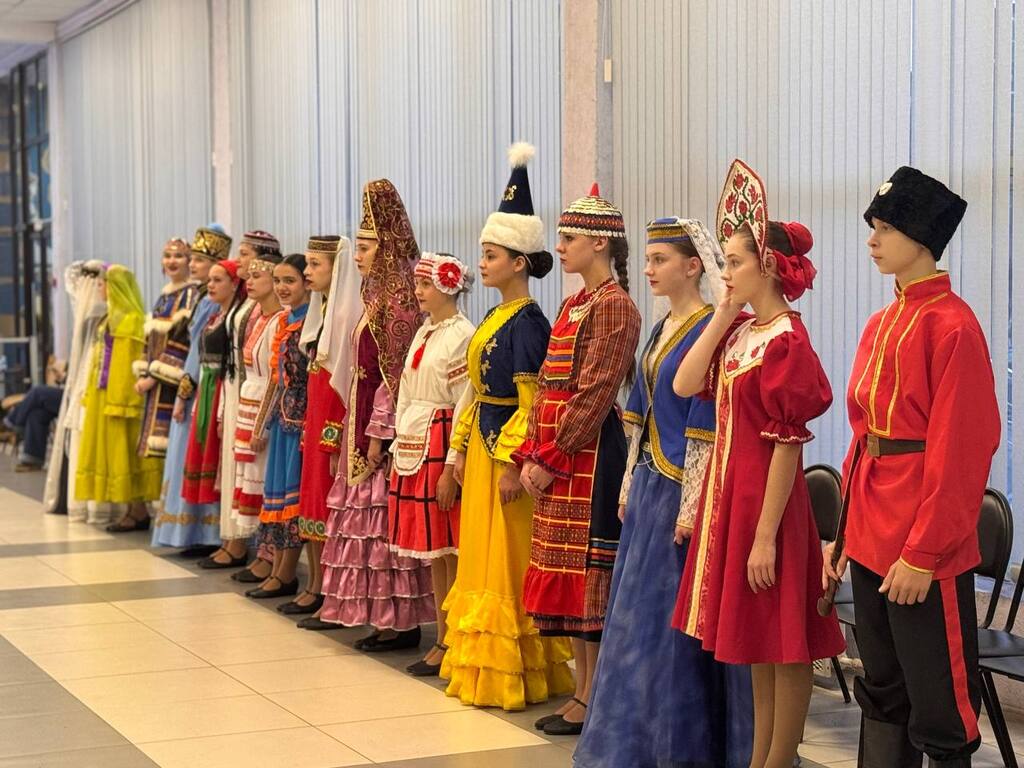 Более 130 народов объединил фестиваль национальных культур в Смоленске