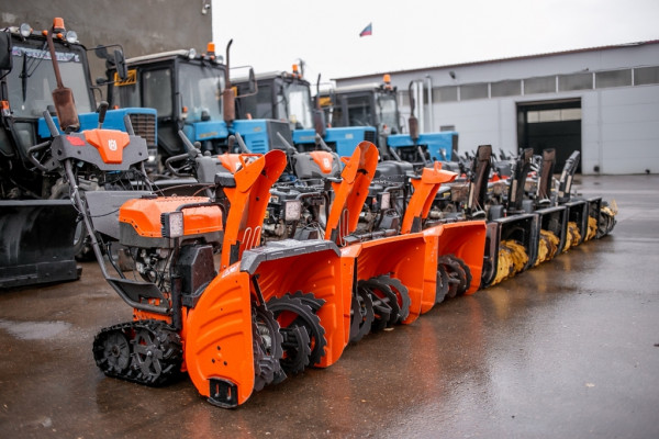 Более 260 единиц техники готовы к зимней уборке федеральных трасс в четырех регионах ЦФО