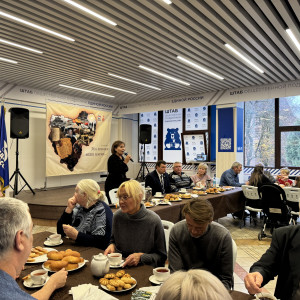 В Смоленске выставка «Мы помним ваши имена…» объединила истории семейных подвигов