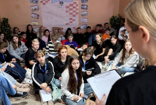 В Смоленской области в лагере «Прудок» стартовала патриотическая смена