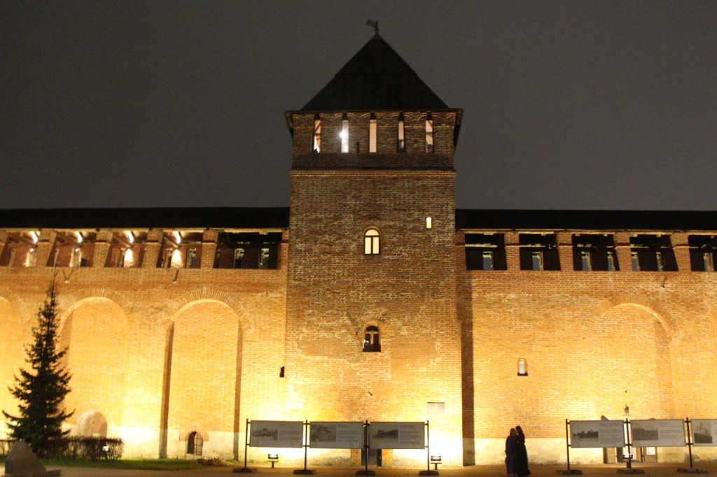 В Смоленске открылось обновлённое пространство крепостной стены в рамках «Ночи искусств»