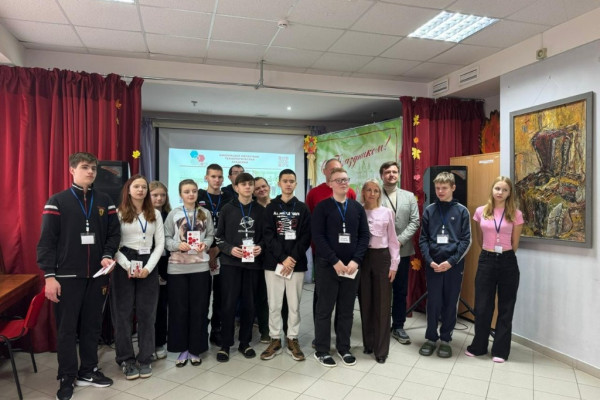 Юные смоляне начали IT-обучение в осеннем потоке школы T2 и СОТА