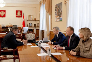 Василий Анохин обсудил сотрудничество Смоленской области и Центробанка