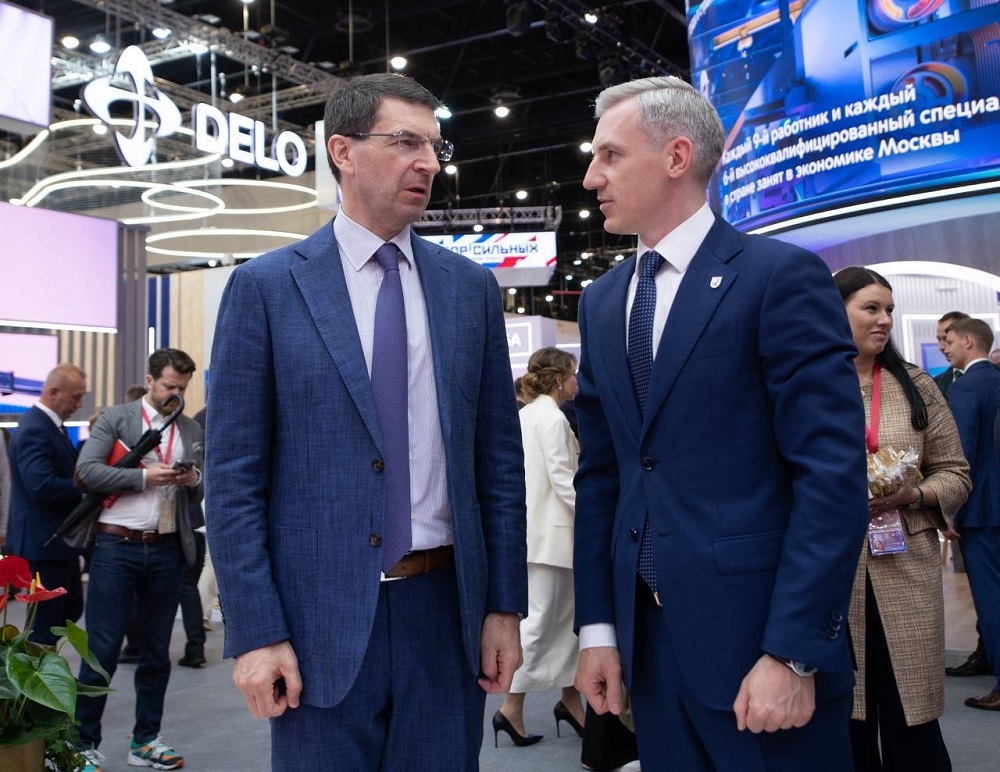 Василий Анохин поздравил Игоря Щёголева с днём рождения