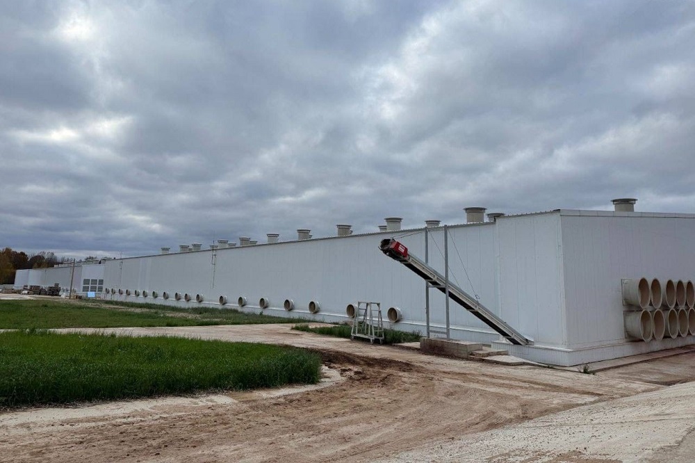 В Смоленской области птицефабрика «Сметанино» расширила производство