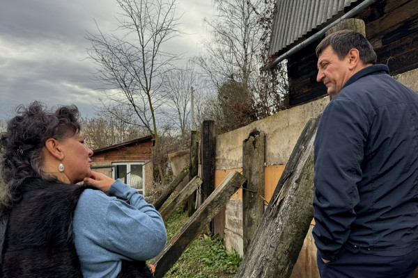 Секретарь смоленского реготделения «Единой России» помог семье погибшего участника СВО