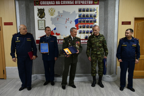 Спецназ смоленского УФСИН «Феникс» отметил 35-летие со дня образования