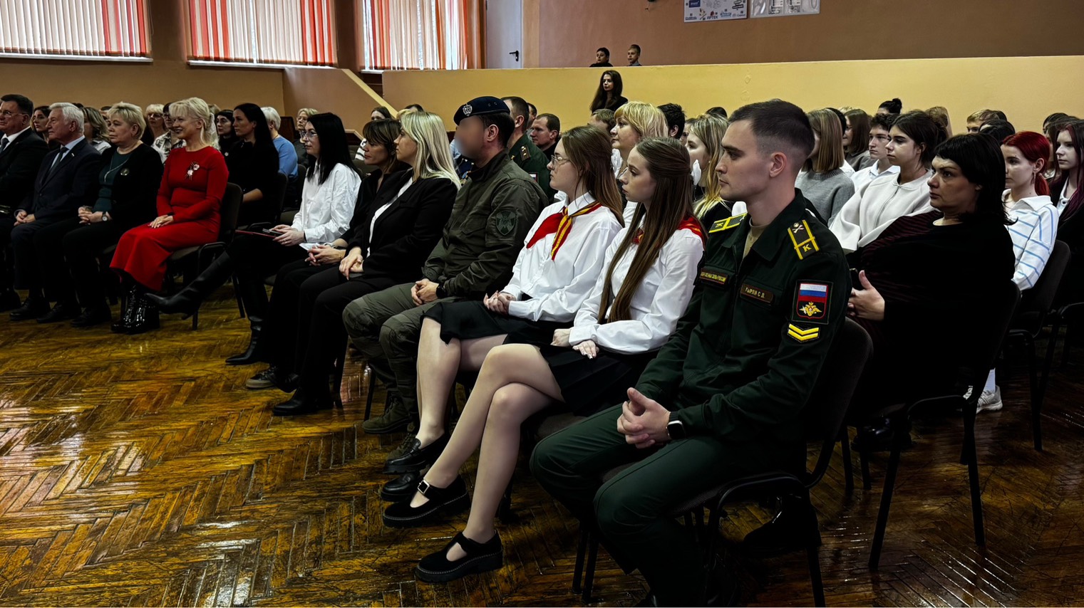 Росгвардейцы приняли участие в открытии музея «Наша история — наши Герои» в Смоленске