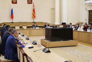 Депутаты-единороссы в Смоленской областной Думе рассмотрели основные параметры бюджета