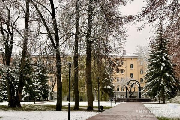 В Смоленске ожидаются осадки и гололёд на дорогах