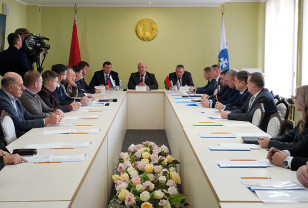 Смоленские и витебские парламентарии обсудили модернизацию ЖКХ